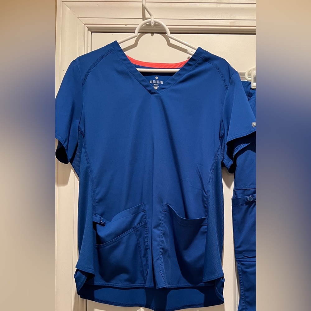 Med Couture Touch Royal Scrub Top